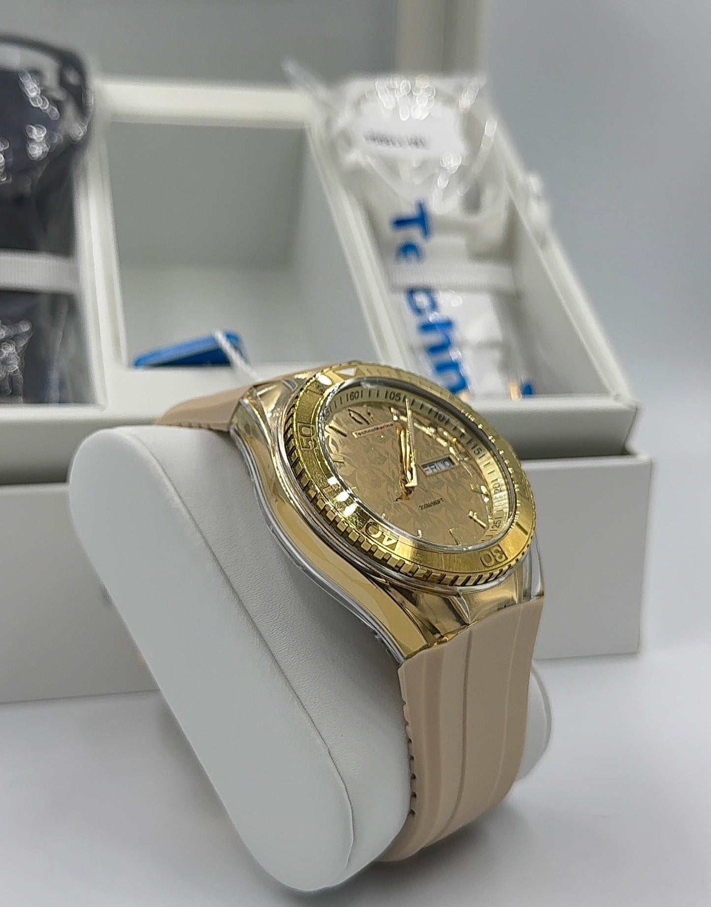 Reloj Technomarine