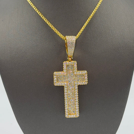 925 Buble Cross Moissanite