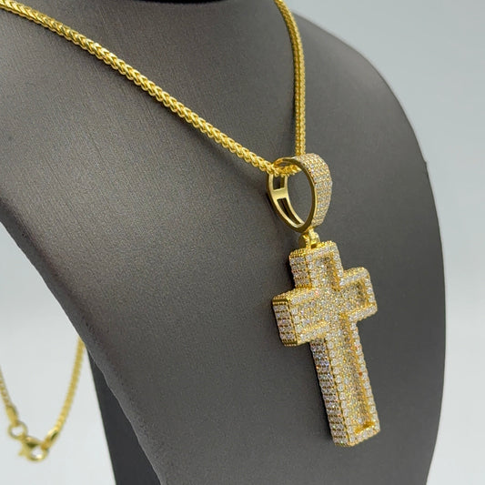 925 Buble Cross Moissanite